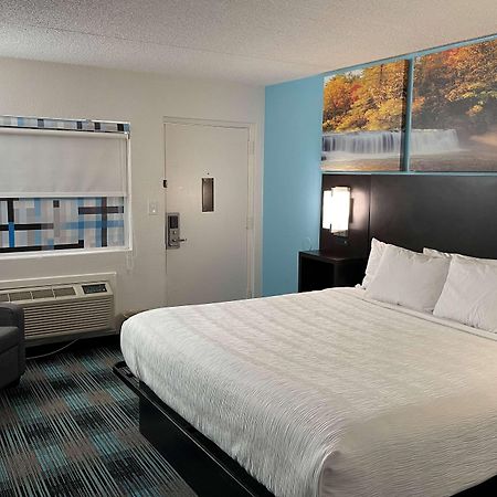 Days Inn By Wyndham Calhoun Ga I-75 And Us-41 Εξωτερικό φωτογραφία