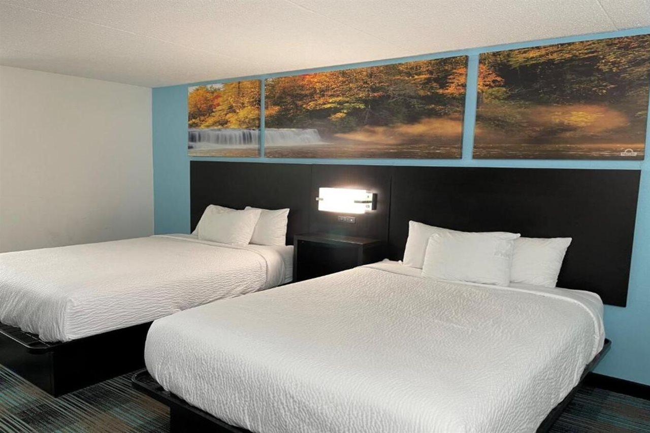 Days Inn By Wyndham Calhoun Ga I-75 And Us-41 Εξωτερικό φωτογραφία