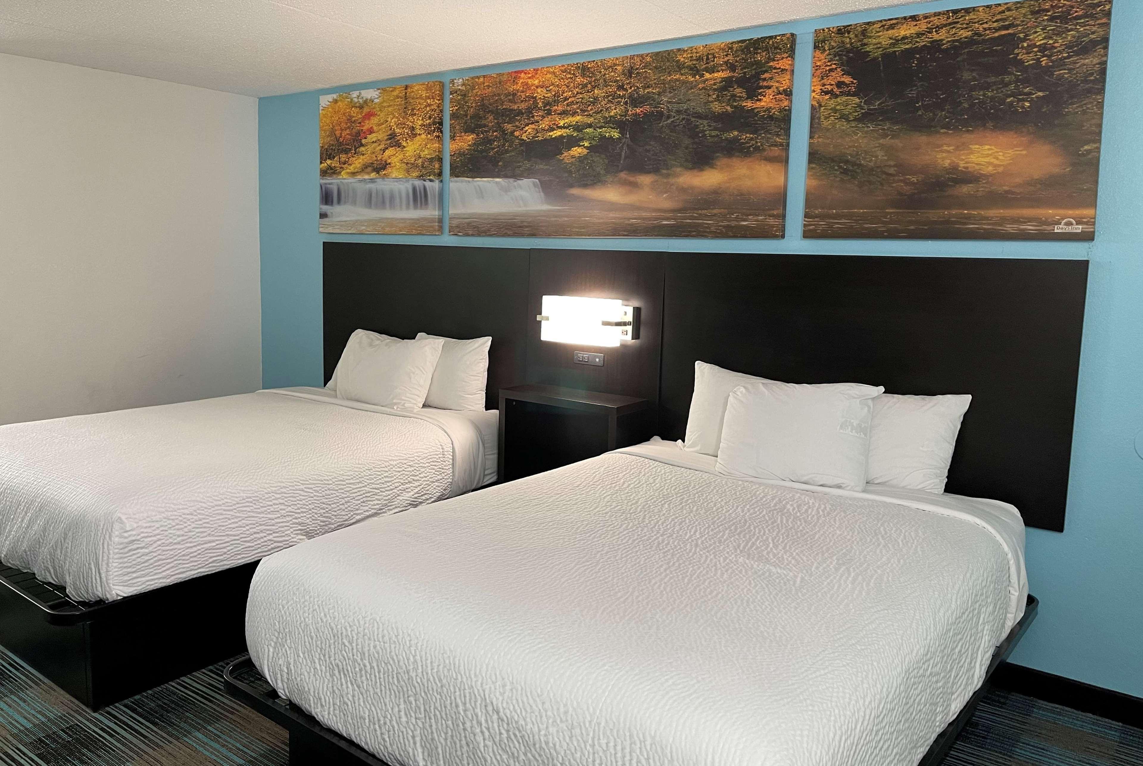 Days Inn By Wyndham Calhoun Ga I-75 And Us-41 Εξωτερικό φωτογραφία